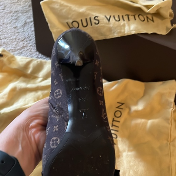 Louis Vuitton monogram ankle boots - Picture 12 of 12